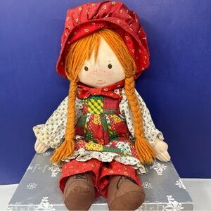 1988 Holiday Holly Hobbie Collectors Edition Vintage As is